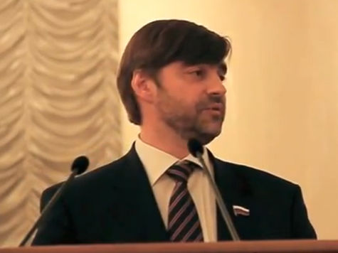 Единоросс на издевательские аплодисменты отвечал только: «Спасибо вам большое»

