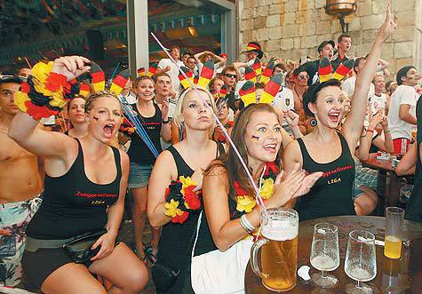 Сегодня за вторую путевку в финал чемпионата мира поспорят Испания и Германия