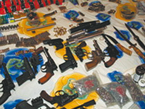 Токаря с “золотыми” руками обвиняют по статьям УК РФ о хранении и изготовлении оружия