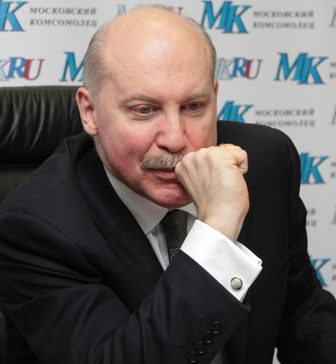 Губернатор Дмитрий Мезенцев — в гостях у «МК»