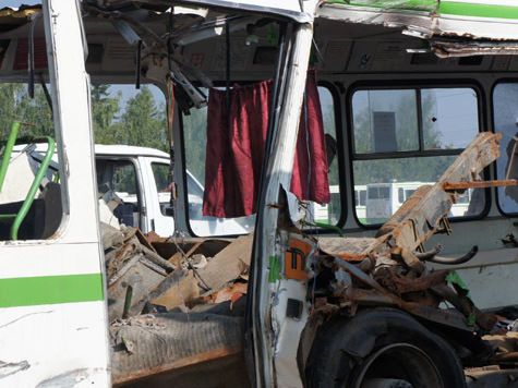 Стали известны новые подробности катастрофы под Подольском, где погибли 18 пассажиров автобуса