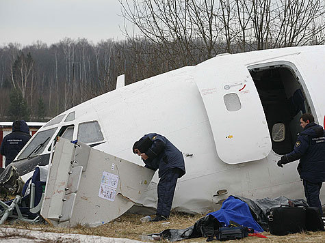 “Черный ящик” с разговорами экипажа “Ту-154м” до сих пор не найден