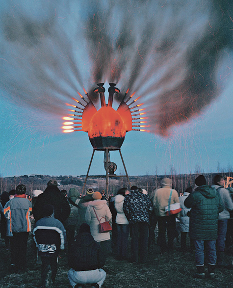 Дышать огнем в парке им. Горького будет 11-метровая «Жар-птица»