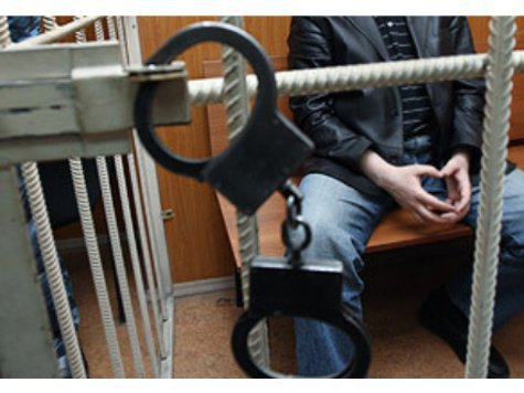 Выкупить свободу за 10 тыс. рублей предложили задержанному по подозрению в грабеже мужчине сотрудники уголовного розыска ОВД по Останкинскому району