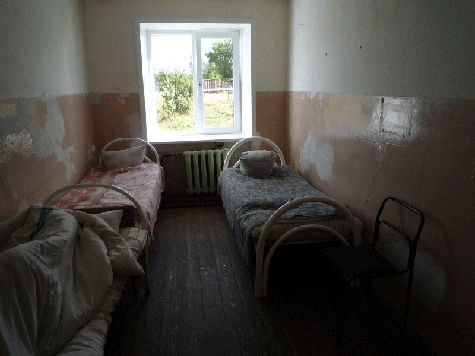 Шокирующая история в интернате в Кузбассе: больных подростков морили голодом и лишали жилплощади