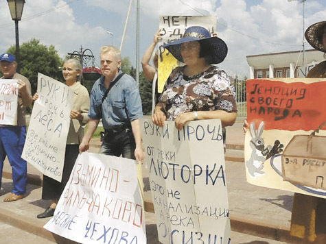 Деревенские жители на пару с администрацией района выступили против произвола застройщиков