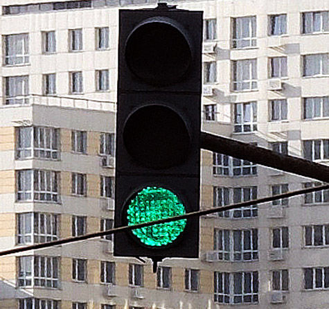 Светофоры на территории Новой Москвы станут следить за состоянием радиационного фона
