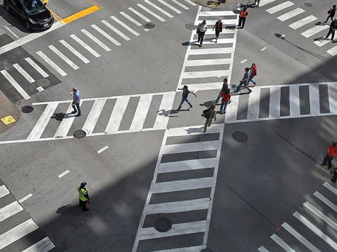 Диагональные пешеходные переходы могут появиться на улицах Москвы