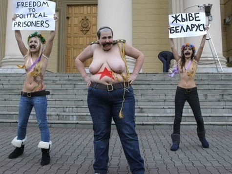 Активистки FEMEN вернулись в Киев