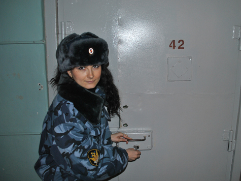Спецкор «МК» поработала надзирательницей в московском женском СИЗО