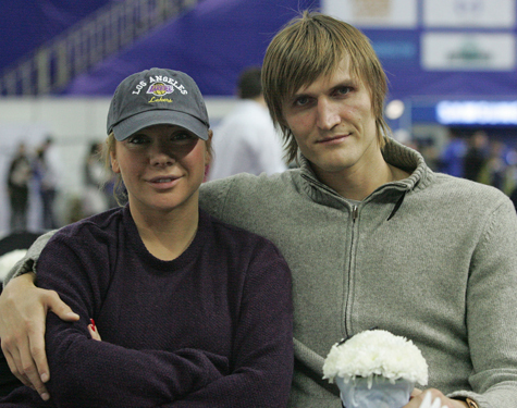 Звезда баскетбола Андрей Кириленко и его жена Маша раскрыли «МК» секрет семейного счастья