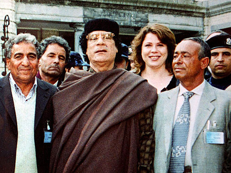 Каддафи отбирал медсестер по пожатию руки