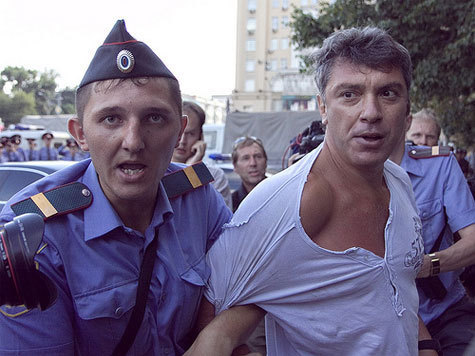 Такой приговор вынес суд Борису Немцову
