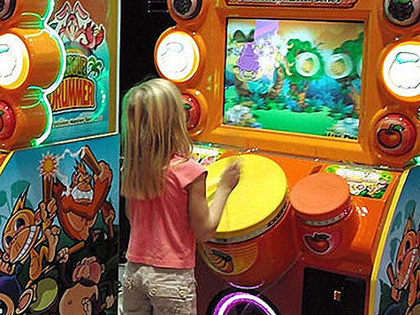 В Благовещенске процветают «парки развлечений», в которых дети пытают счастье обыграть автоматы, стилизованные под рулетку и «одноруких бандитов»