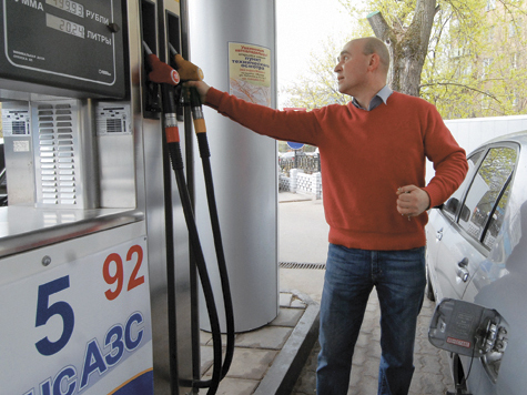 Цены на бензин, газ, алкоголь и железнодорожные перевозки взлетят вверх