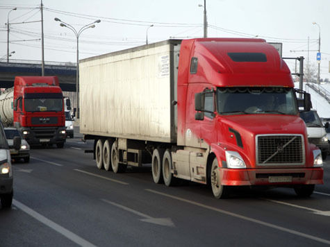 В мэрии Москвы заявляют, что спецпарковки для грузовиков пока пустуют