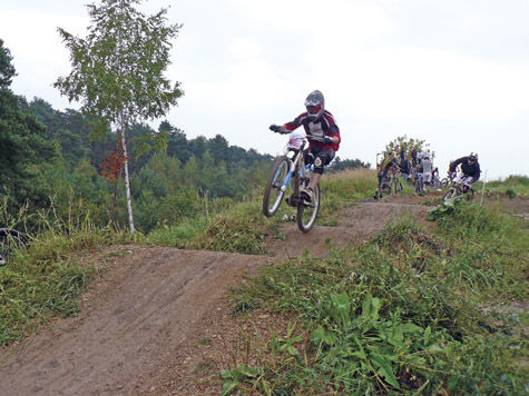 В Протвине прошли велосипедные соревнования в дисциплине дуал