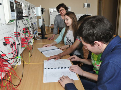 За дипломом инженера-электрика в Политех едут со всего мира