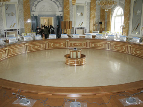 Ради пресс-конференции Путина построен зал на 400 мест