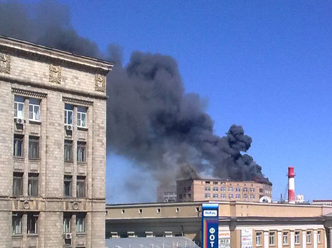 В Москве крупный пожар в здании НПО "Алмаз-Антей"