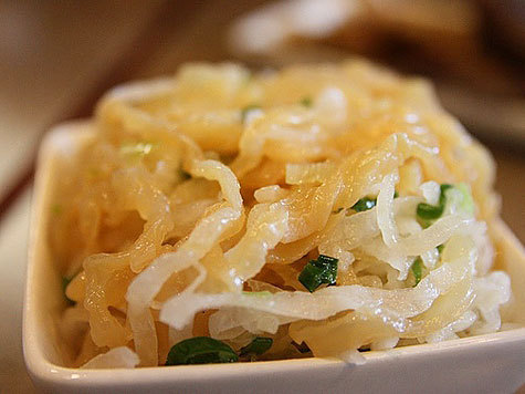 Полакомиться блюдами из... медуз смогут вскоре россияне: ученые из Владивостока приступили к созданию деликатесов из обитательниц морей