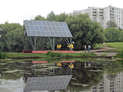 Студентов призвали задуматься о пользе солнечных батарей для городского хозяйства