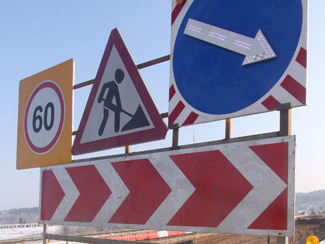 Запретить автомобильную парковку на пересечении улиц Кузнецкий Мост и Неглинная, а также сузить последнюю до двух полос могут скоро столичные власти