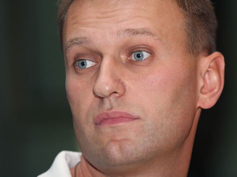 Между тем сам Навальный разместил в блоге видео своего ареста 