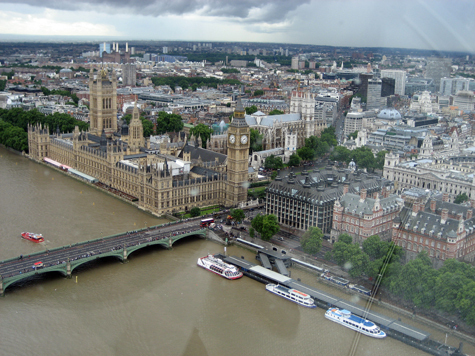 Лондон усложняет правила получения британского гражданства