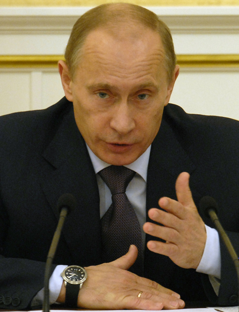 Путин просит у экспертов подсказки: стоит ли менять систему оплаты труда?