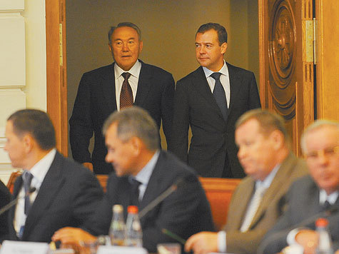 Казахстан теряет статус “острова стабильности”