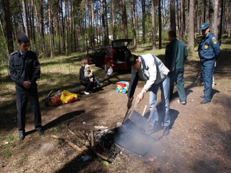 В Зеленом Городе ловят любителей природы и шашлыка