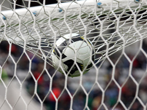 Федерация футбола страны приняла решение об отмене всех матчей национального первенства в нынешнем сезоне