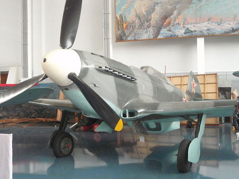 Макет советского истребителя «Як-9» будет установлен вскоре на въезде в подмосковную Каширу