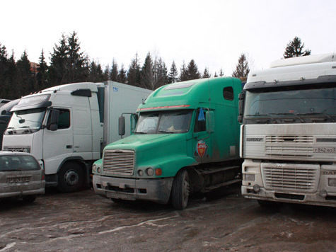 В Подмосковье заработало около 200 стоянок для большегрузов, которым днем въезд на МКАД запрещен