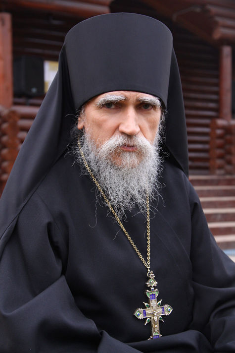 Кто вычеркнул из святцев 36 российских новомучеников?
