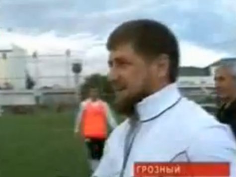 На тренировке грозненской команды глава Чечни поговорил с футболистами по душам