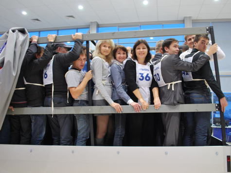 Мировой рекорд по вместимости “ГАЗели“ установили в Нижнем Новгороде