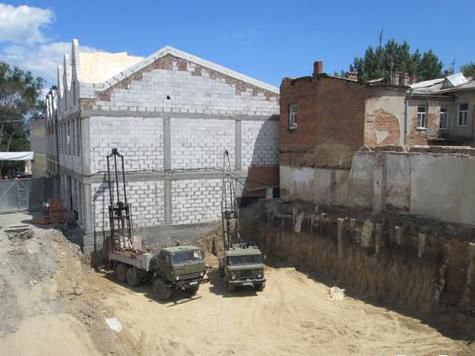  В Таганроге обрушилась стена дома