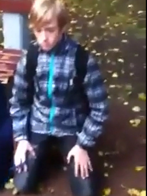 В Петербурге учащиеся из Дагестана кулаками заставили местного мальчика повторять унизительные речевки