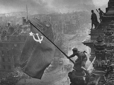 Знамя Победы станет чаще реять над Москвой