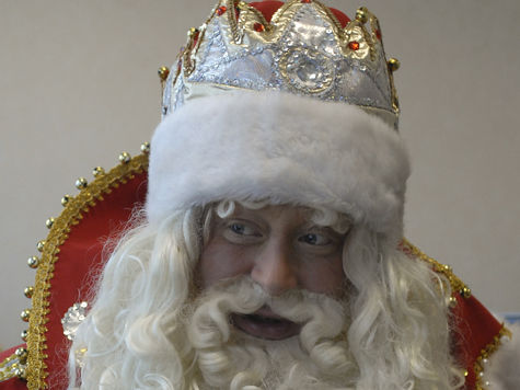 Дед Мороз из Великого Устюга пожалует в столицу за неделю до Нового года и будет поздравлять горожан с праздником