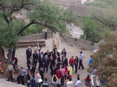 Это заявление глава нижней палаты парламента сделал на Великой Китайской стене