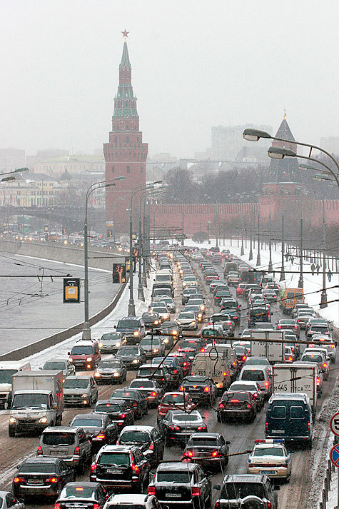 Москве предлагают отдать три годовых бюджета на борьбу с пробками
