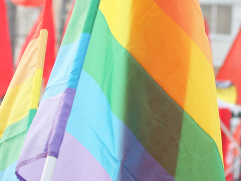 В Северной столице гей-активиста оштрафовали за слова Фаины Раневской