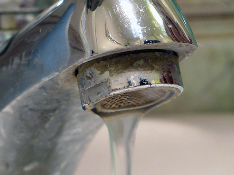 Узнать о качестве водопроводной воды у себя дома могут теперь жители столицы