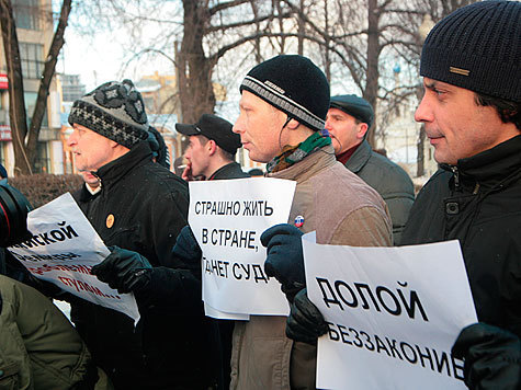 Но провокации против оппозиционера на этом не закончились
