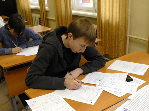 Досрочно сдать ЕГЭ российские школьники смогут уже в апреле