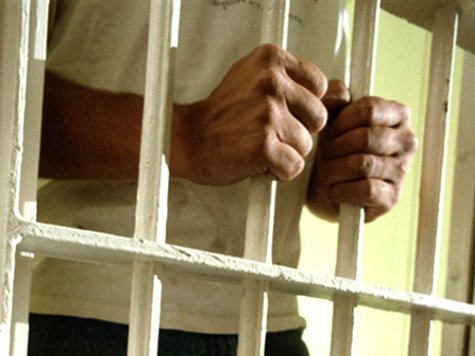 Подозрение в совершении убийства сразу же пало на младшего брата погибшего