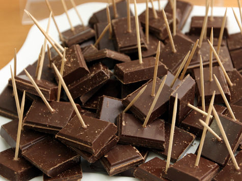 Националисты убедили власть: надписи на обертке должны быть только на мове